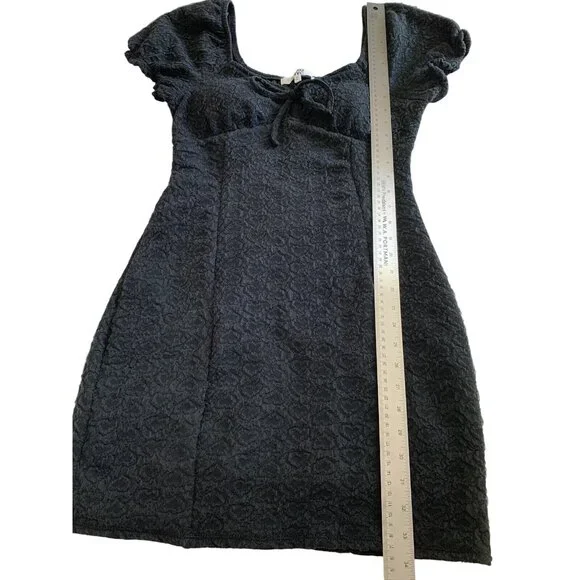 Madden NYC Black Textured Dress Short Sleeve Size Medium - Picture 5 of 7